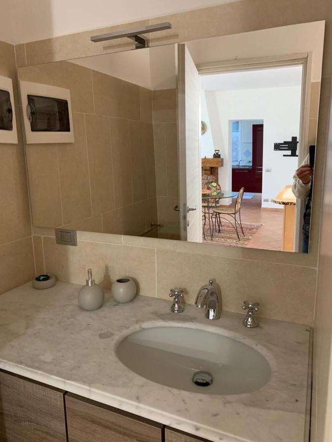 Cantello Casa Vacanze Al Capriano Appartamento Mora מראה חיצוני תמונה